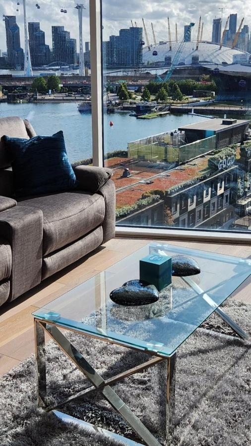 Luxury 2 Bed Apartment Excel London Exterior photo