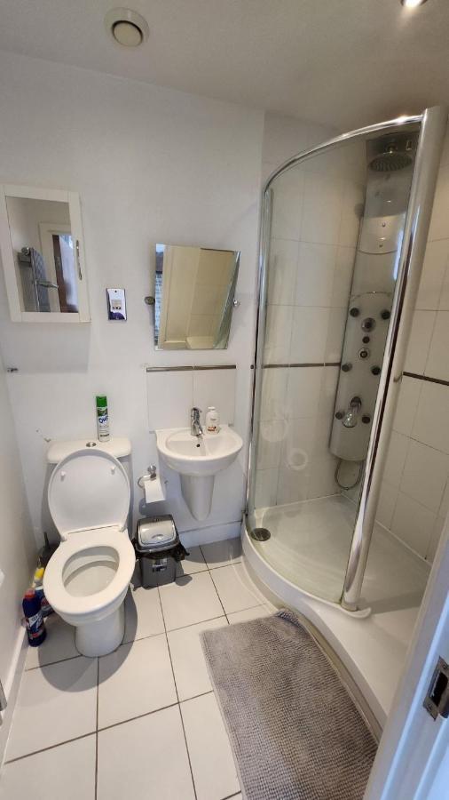 Luxury 2 Bed Apartment Excel London Exterior photo